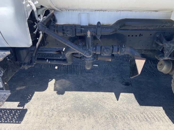2005-ford-f750-sd-image-22