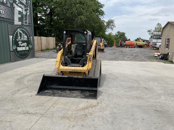 2018-caterpillar-239d-image-9