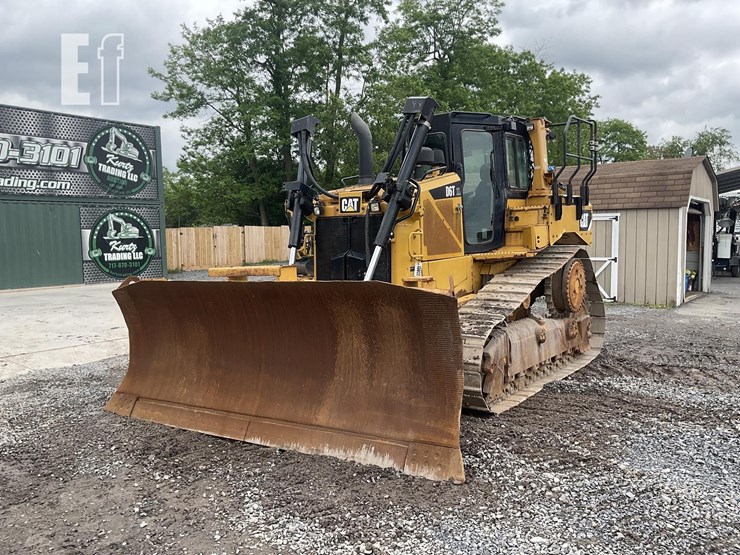 2015-caterpillar-d6t-xl-image-8