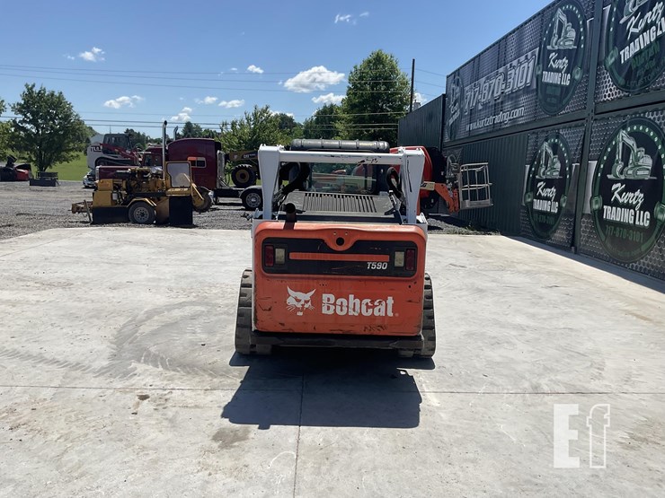 2014-bobcat-t590-image-3