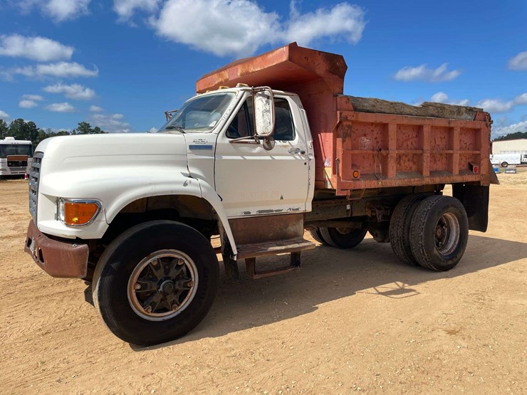 1995-ford-f700-image-1