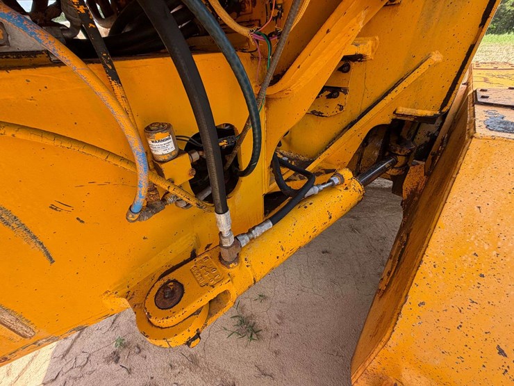 deere-670b-image-18
