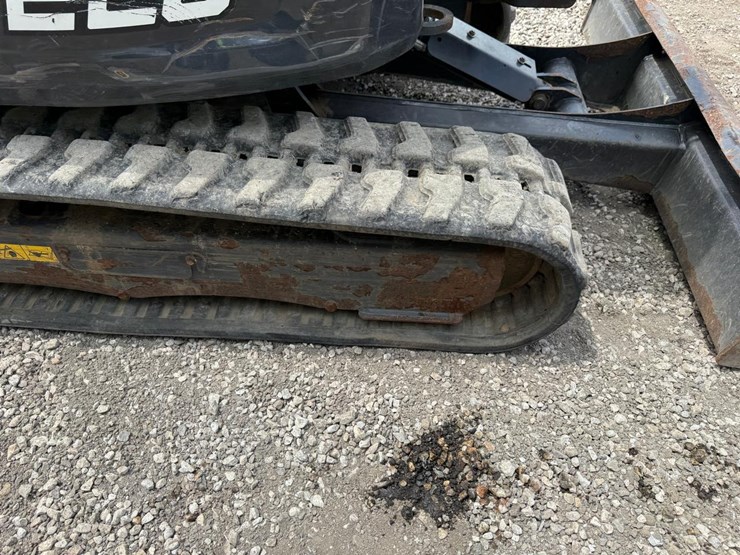 2020-bobcat-e26-image-14