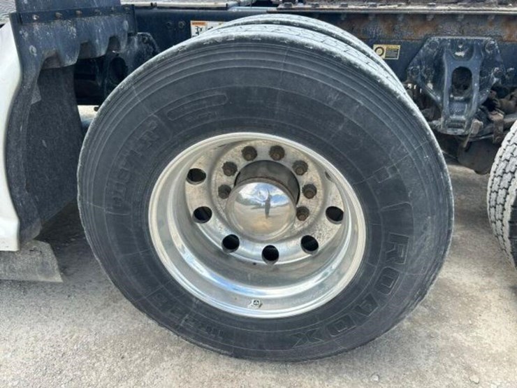 2020-kenworth-t680-image-70