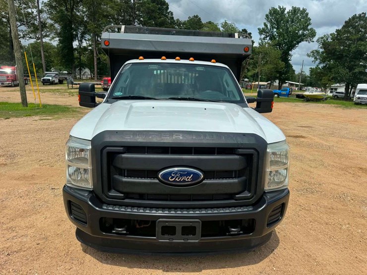 2012-ford-f350-image-4