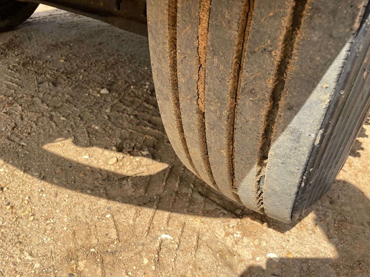 2011-ford-f750-image-20