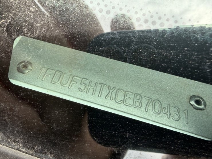 2012-ford-f550-image-9