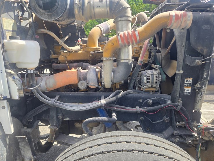2004-peterbilt-378-image-41