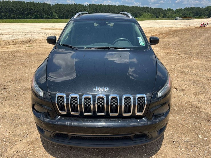 2018-jeep-cherokee-image-5
