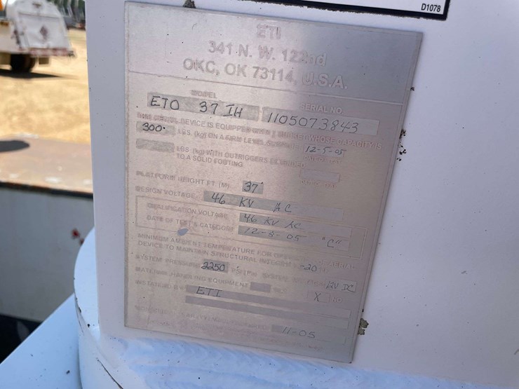 2006-ford-f550-image-26