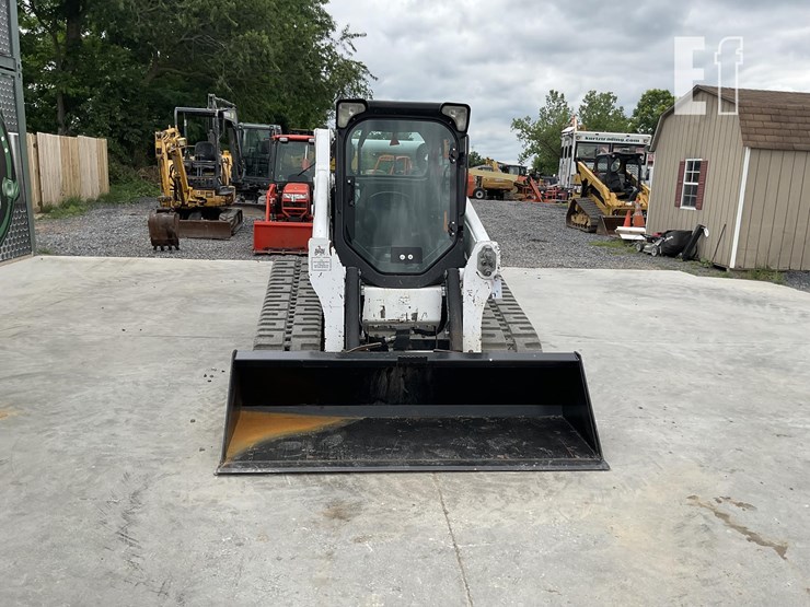 2021-bobcat-t740-image-7