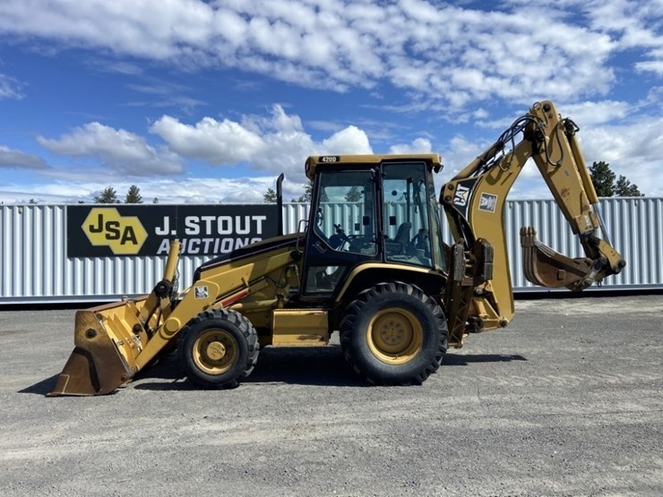 2004-caterpillar-420d-image-2