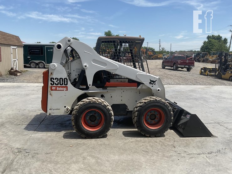 2006-bobcat-s300-image-5