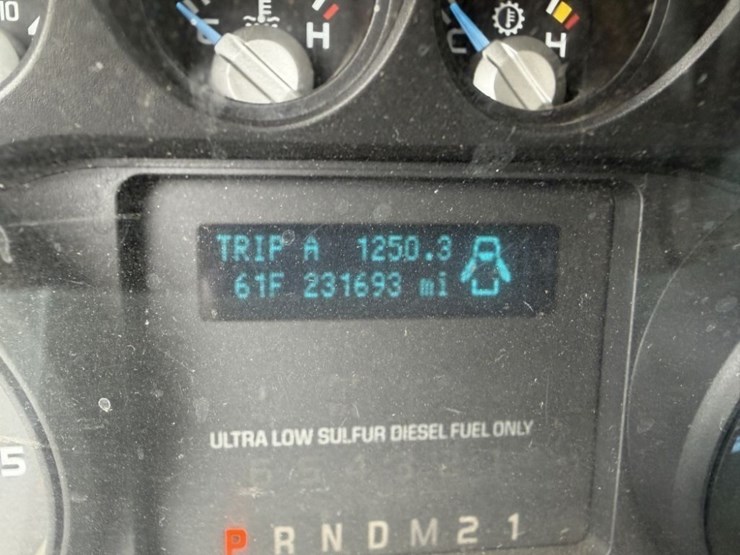 2012-ford-f550-sd-image-28
