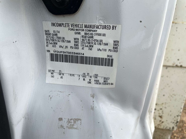 2014-ford-f550-image-31