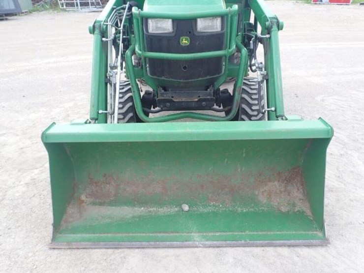 2011-john-deere-1023e-image-15