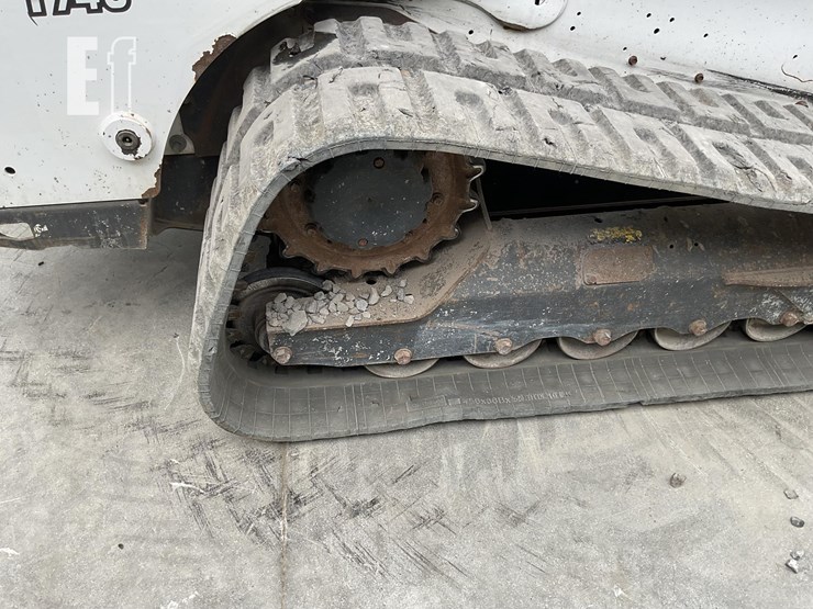 2021-bobcat-t740-image-10