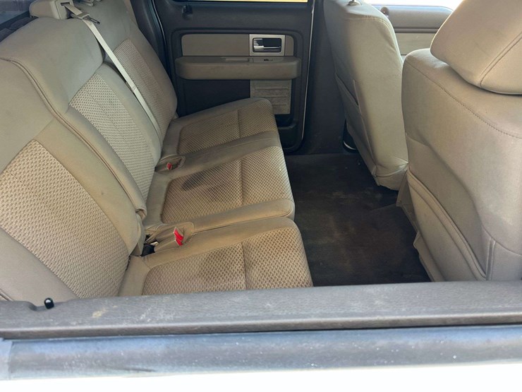 2010-ford-f150-xlt-image-24