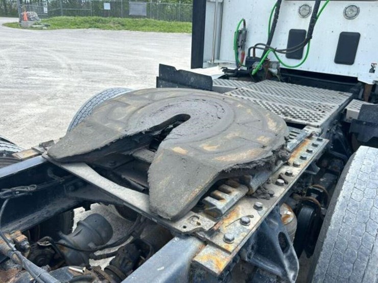 2020-kenworth-t680-image-83
