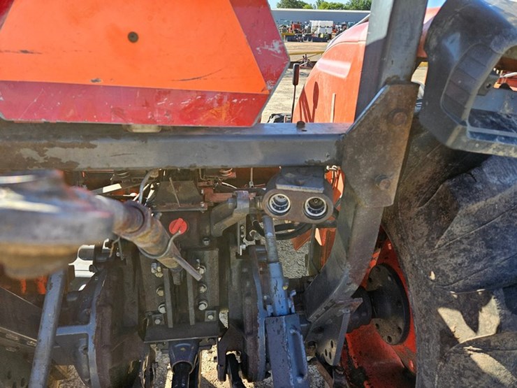 kubota-mx5100-image-31