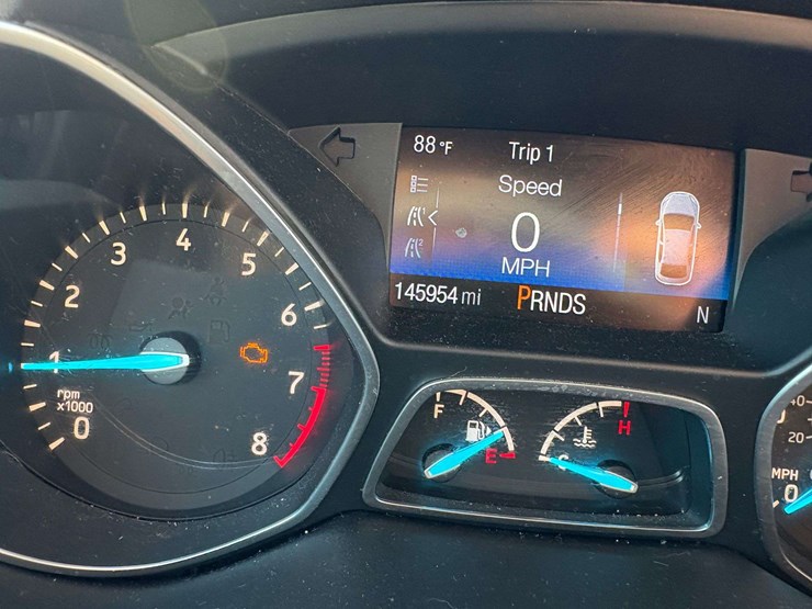 2017-ford-escape-se-image-26
