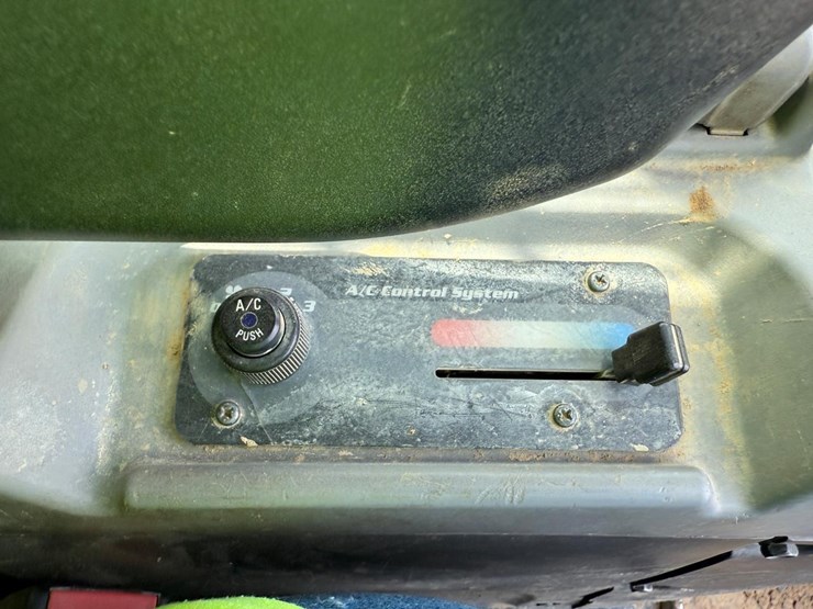 kubota-svl90-image-24