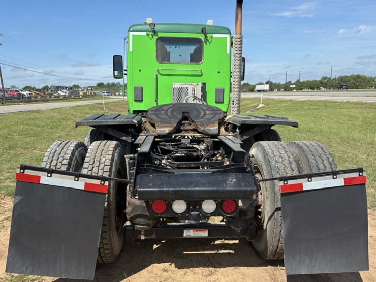 2020-kenworth-t880-image-5