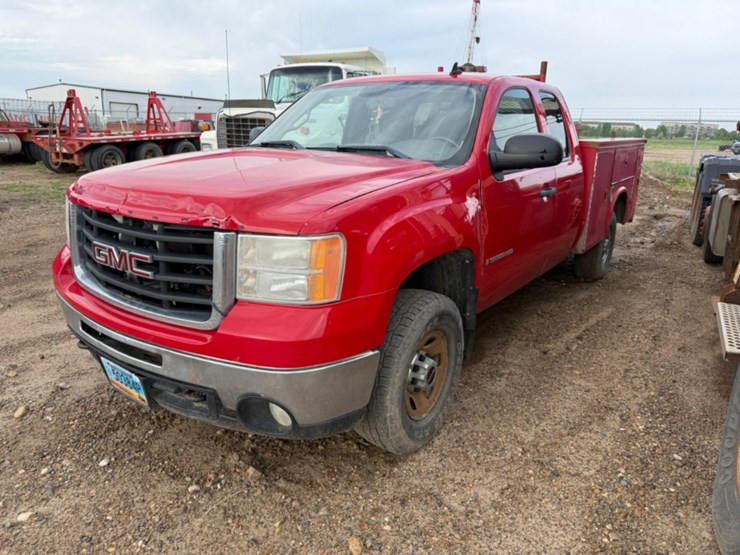 2009-gmc-sierra-3500hd-image-1
