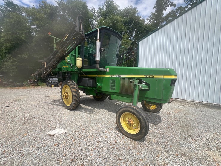 2000-john-deere-6700-image-3