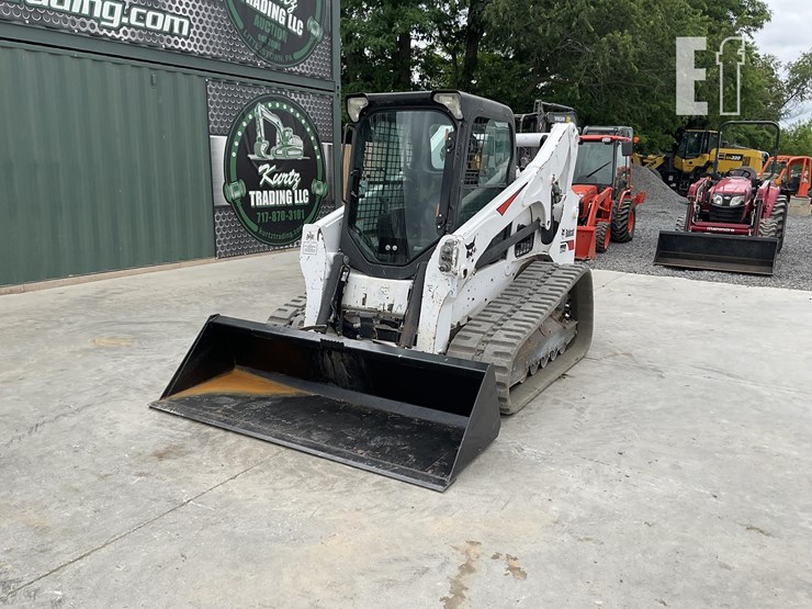 2021-bobcat-t740-image-8