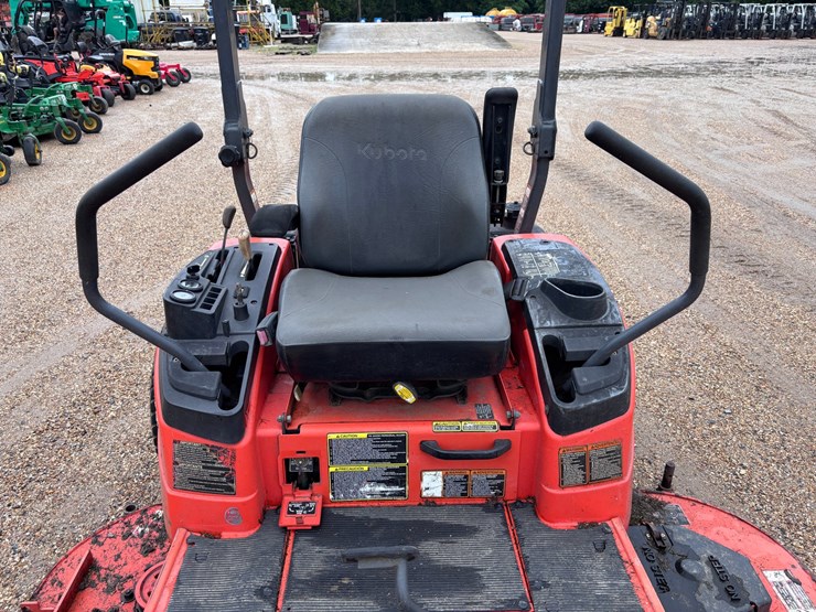 kubota-zd331-image-7