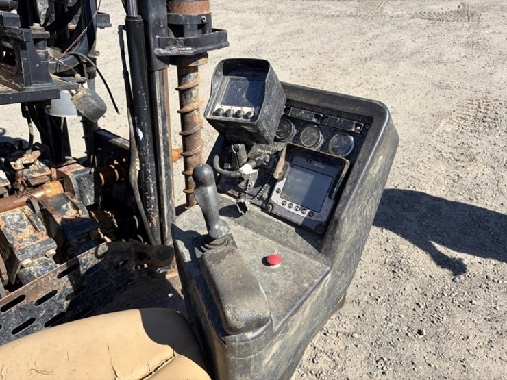 ditch-witch-jt3020-mach-1-image-17