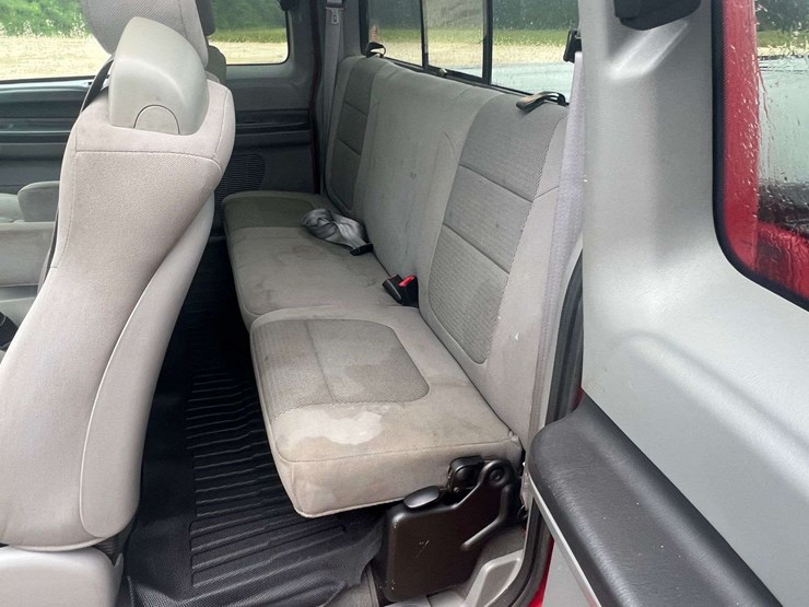 2005-ford-f350-xlt-image-15