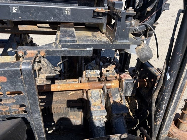 ditch-witch-jt3020-mach-1-image-19