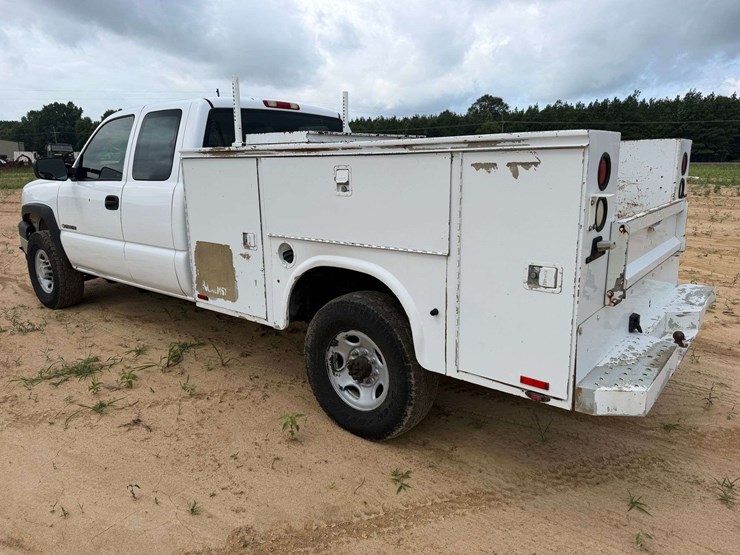 2007-chevrolet-2500hd-image-4