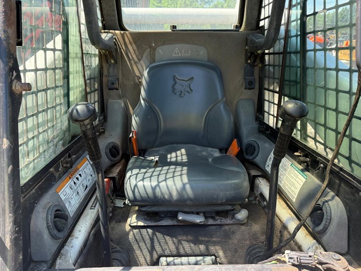 bobcat-s300-image-17