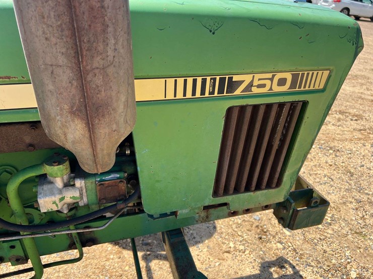 john-deere-750-image-20