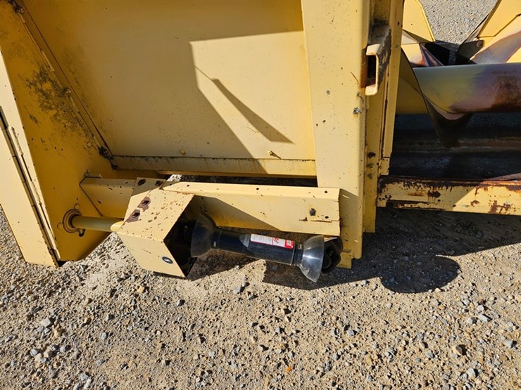 new-holland-38-image-19