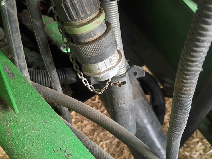 john-deere-469-image-11