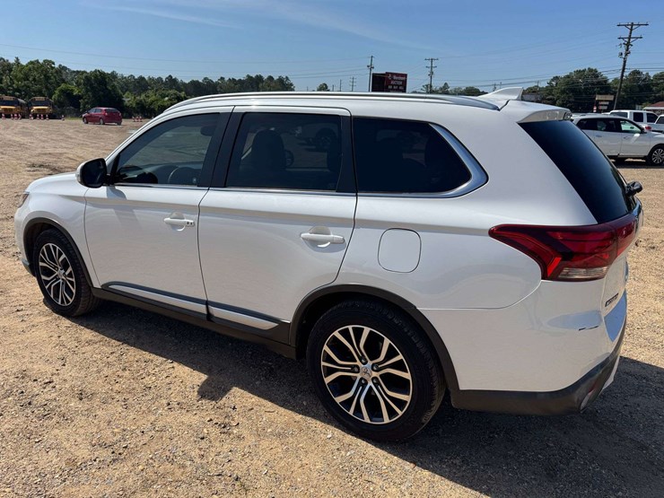 2018-mitsubishi-outlander-image-4