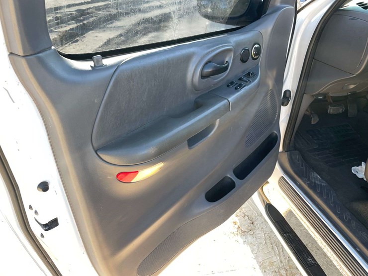 2001-ford-f150-image-7