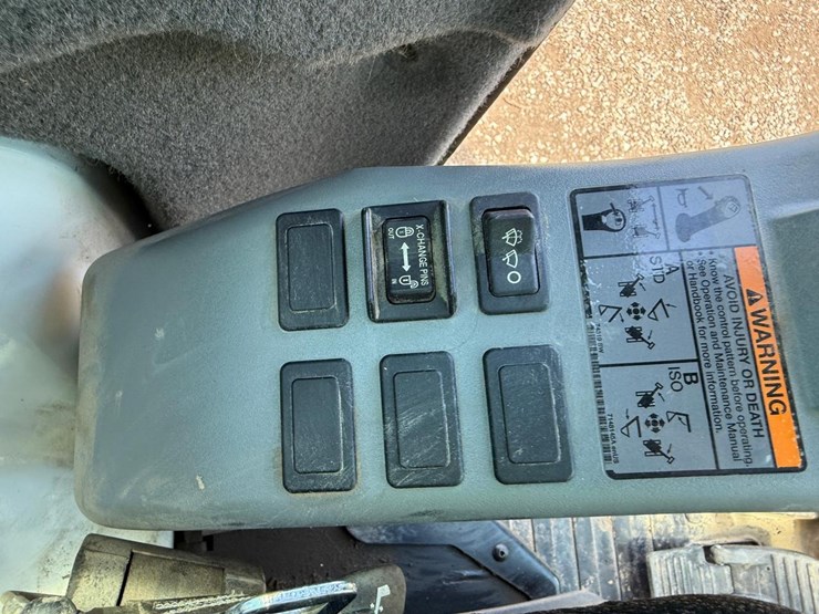 2017-bobcat-e42-image-26