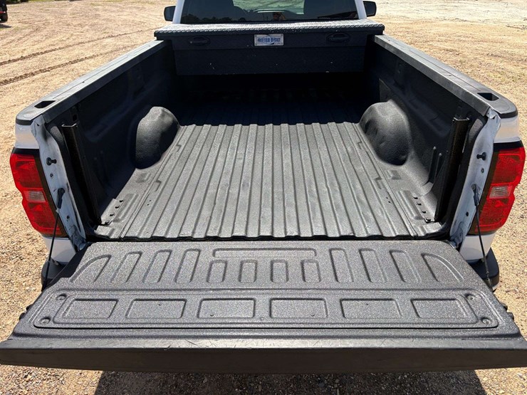 2015-chevrolet-silverado-2500-image-7
