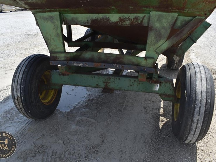 john-deere-250-image-13