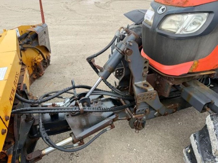 kubota-m7060d-image-40