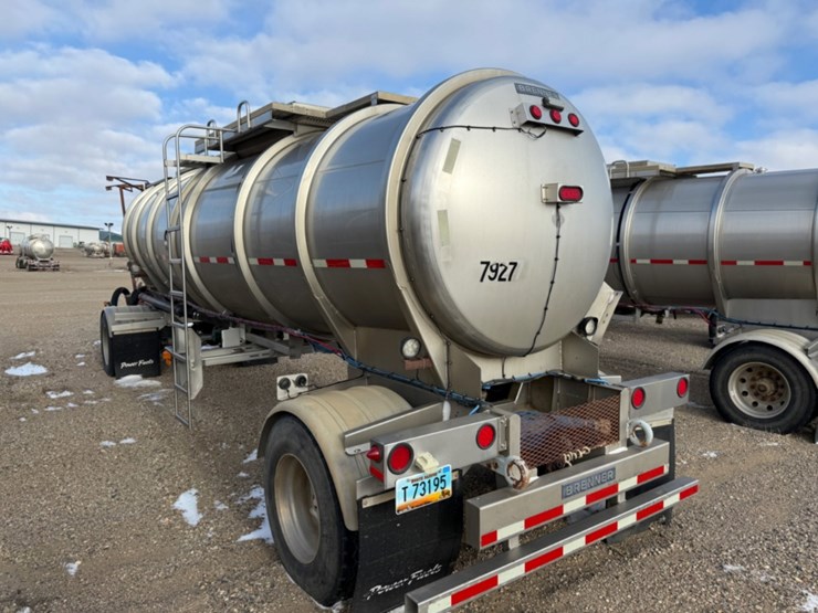2011-brenner-tank-pup-trailer-image-8