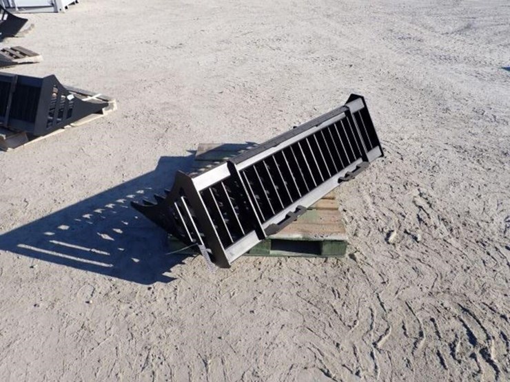 unused-greatbear-66-in.-skid-steer-rock-bucket-image-4