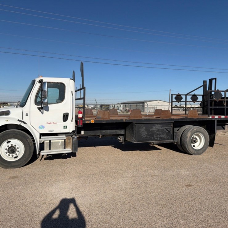 2019 FREIGHTLINER M2 106