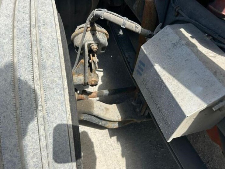 2020-kenworth-t680-image-57