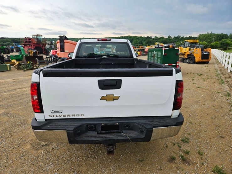 chevrolet-2500-image-4
